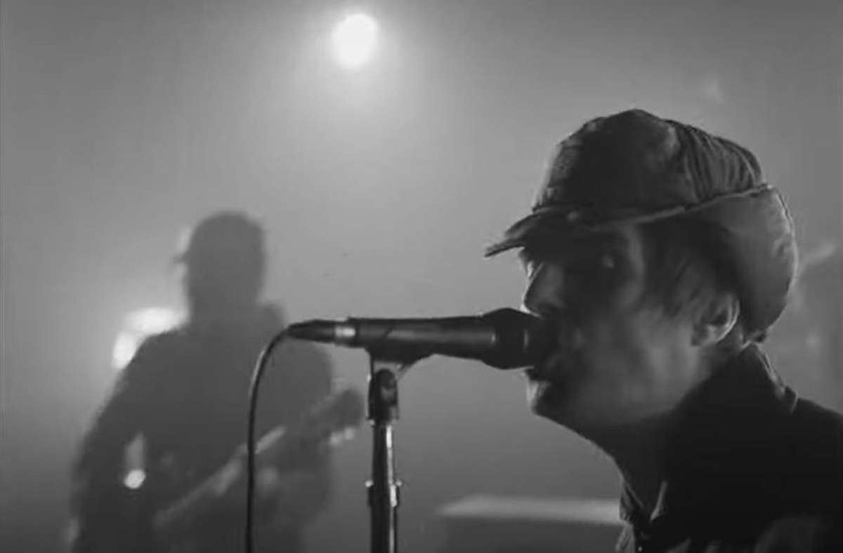 Liam Gallagher: neues Video: „Everything’s Electric“ beim Oasis-Sänger