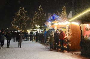 Lichterglanz beim Weihnachtsmarkt im vergangenen Jahr. Heuer wird alles wohl etwas  anders werden. Foto: Schwark