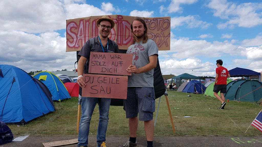 Auf welchem Campingplatz die beste Party steigt? Unsere Reporter Nils Horst (links) und Johannes Böhler haben sich auf die Suche gemacht.