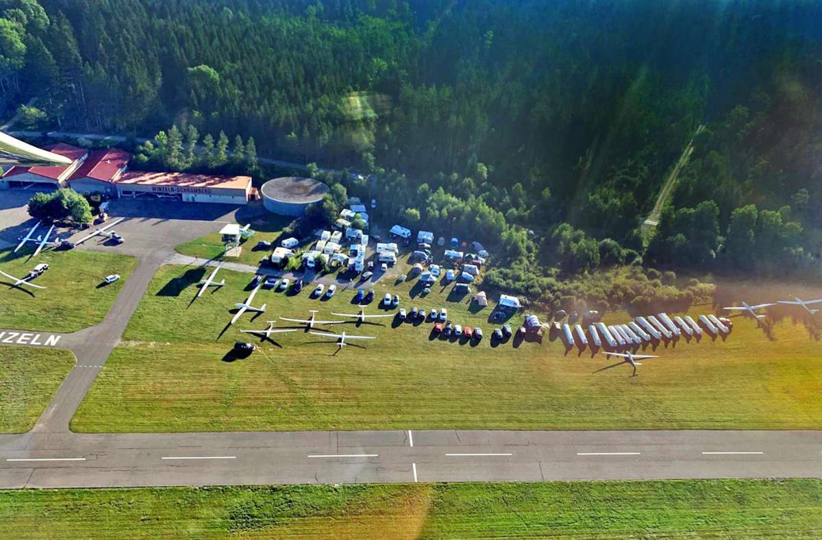 Der Luftsportverein Winzeln will eine neue Halle auf dem Flugplatzgelände errichten. Foto: Herbst