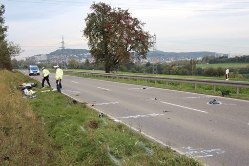 Wie genau sich der tödliche Unfall am Mittwoch in Leonberg zugetragen hat, soll ein Sachverständiger klären. Foto: FRIEBE PR/SDMG