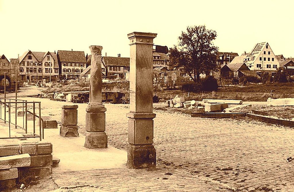 Beispielbild der Facebook-Seite: Freudenstadt nach den Bomben 1945  Archiv-Foto: Freudenstadt Damals