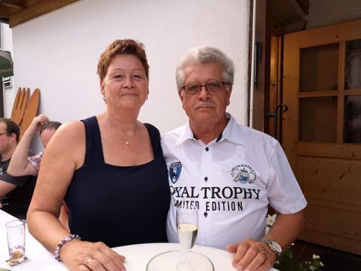 70 Jahre alt geworden ist Siegfried Heinemann. Das Bild zeigt ihn mit seiner Frau Ursula. Foto: Born Foto: Schwarzwälder Bote