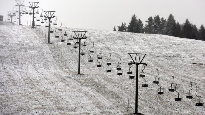 Schnee macht es möglich: Wintersportsaison eröffnet 