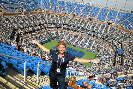 Isabell Seefried im größten Tennisstadion der Welt bei den US Open im September. Foto: Privat Foto: Schwarzwälder-Bote