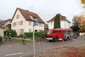 Zu einem Einsatz musste die Feuerwehr wegen eines Schwelbrands in Hirrlingen.  Foto:  Baum