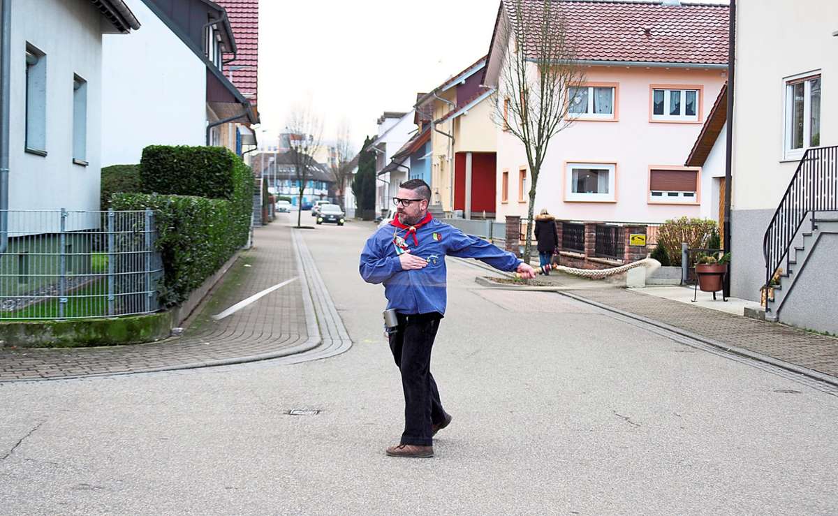 Jochen Franke ließ die Peitsche knallen – in diesem Jahr nicht im Klostergarten, sondern vor seinem Wohnhaus in der Luisenstraße. So war für mehr als genug Abstand gesorgt.