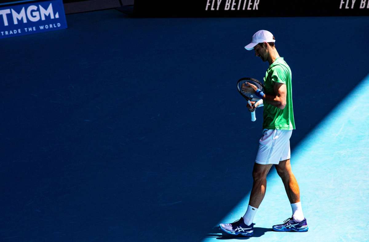 Auf dem Weg ins Abseits? Novak Djokovic folgt eigenen Regeln. Foto: imago images/Diego Fedele