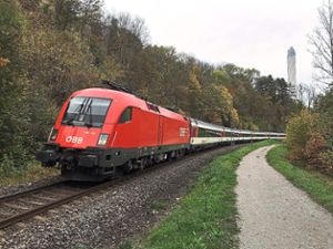 Die Zugverbindung von Stuttgart nach Singen, die Gäubahn, soll schneller gemacht werden. Foto: Schulz