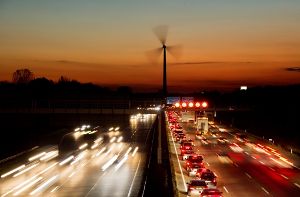 Auf Europas Straßen sollen Autos weniger CO2 ausstoßen. Foto: dpa