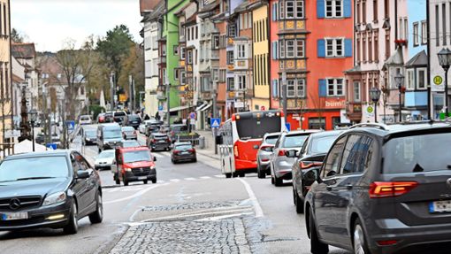 Zurück zum Einbahnverkehr am Friedrichsplatz? Die Mehrheit der Stadträte will das im Moment nicht. Foto: Nädele