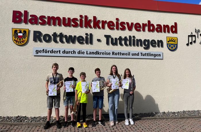 Musikverein freut sich: Sechs Jungmusiker bilden sich fort
