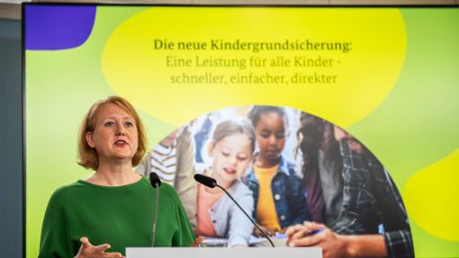 An den Plänen von Familienministerin Lisa Paus zur Kindergrundsicherung gibt es Kritik aus der FDP (Archivbild). Foto: Michael Kappeler/dpa