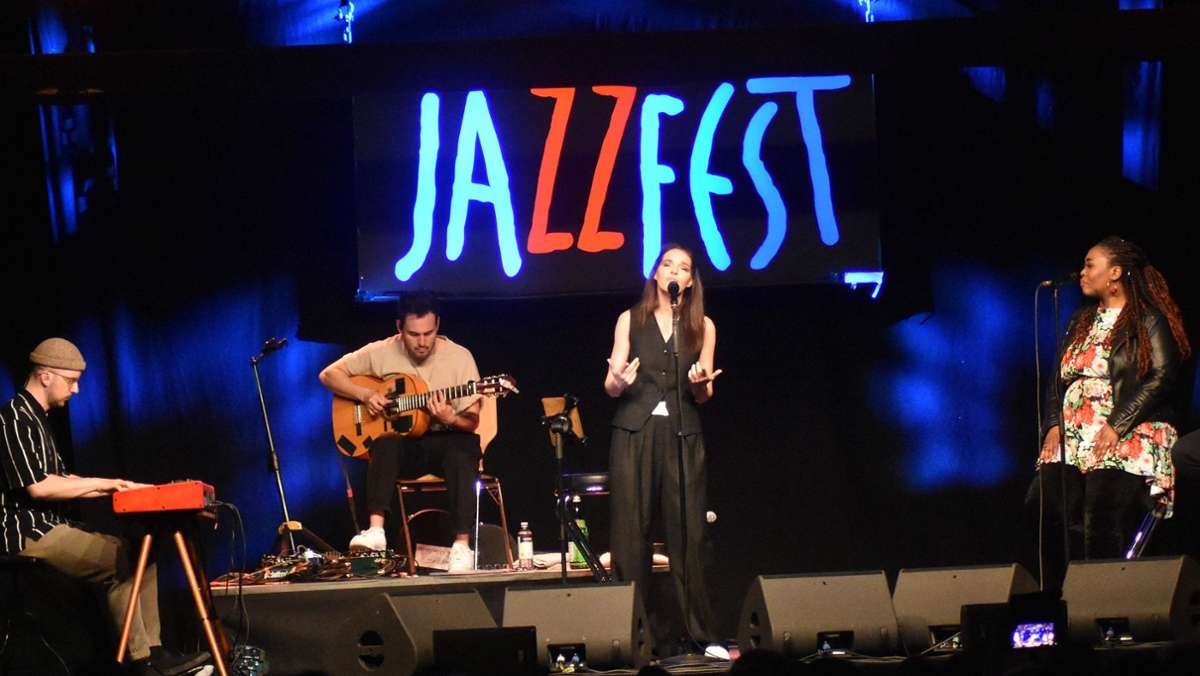 Jazzfest in   Rottweil: Bei Yvonne Catterfeld springt der Funke sofort über