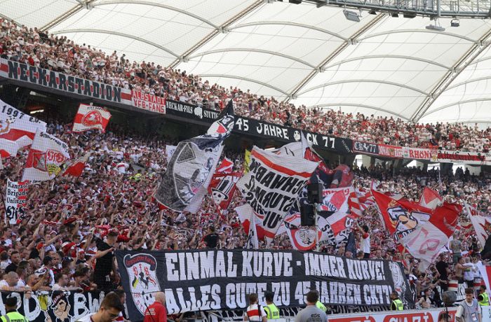 VfB Stuttgart News: Fans reißen sich um VfB-Dauerkarten
