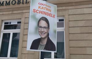 Plakate zu groß und zu viele aufgehängt: CDU-Landtagskandidatin Katrin Schindele nimmt im Wahlplakate-Streit noch einmal Stellung.  Foto: Schülke