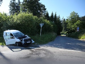 Die gefährliche Stumpenkreuzung soll entschärft werden. An der Einmündung nach Weilersbach sind schon viele Unfälle passiert. Foto: Eich
