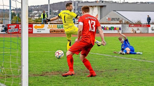 Nach dem 2:2 gegen Böblingen will Empfingen in Ofterdingen wieder drei Punkte. Foto: Eibner-Pressefoto/Carsten Schwering
