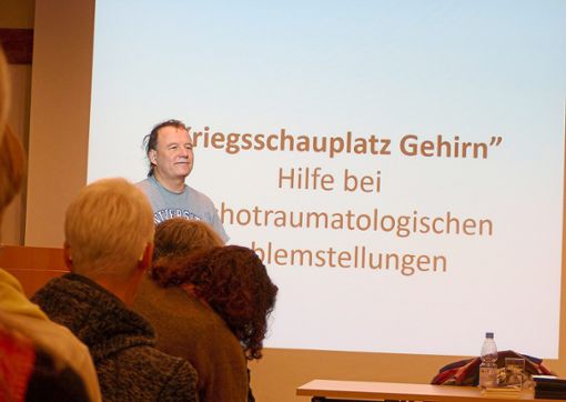 Traumaforscher Thomas Löw schult Ehrenamtliche. Foto: privat Foto: Schwarzwälder Bote