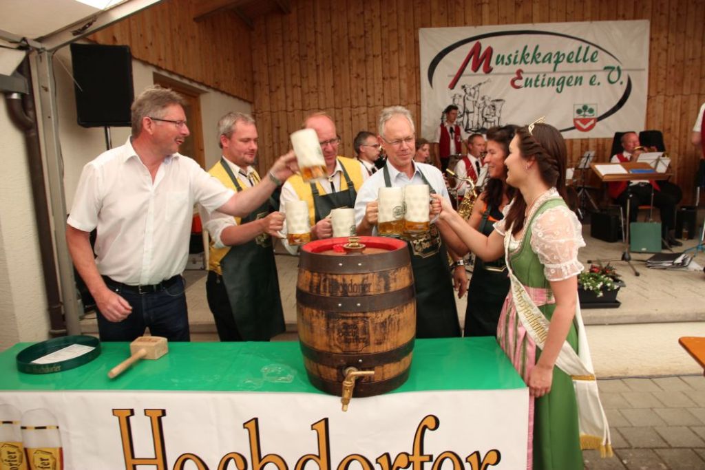 Die Musikkapelle Eutingen lud an Fronleichnam zum Kult-Bierfest.
