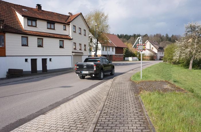 Verkehr in Schwarzenberg: Lärmgeplagte Anwohner warten auf Entscheidung