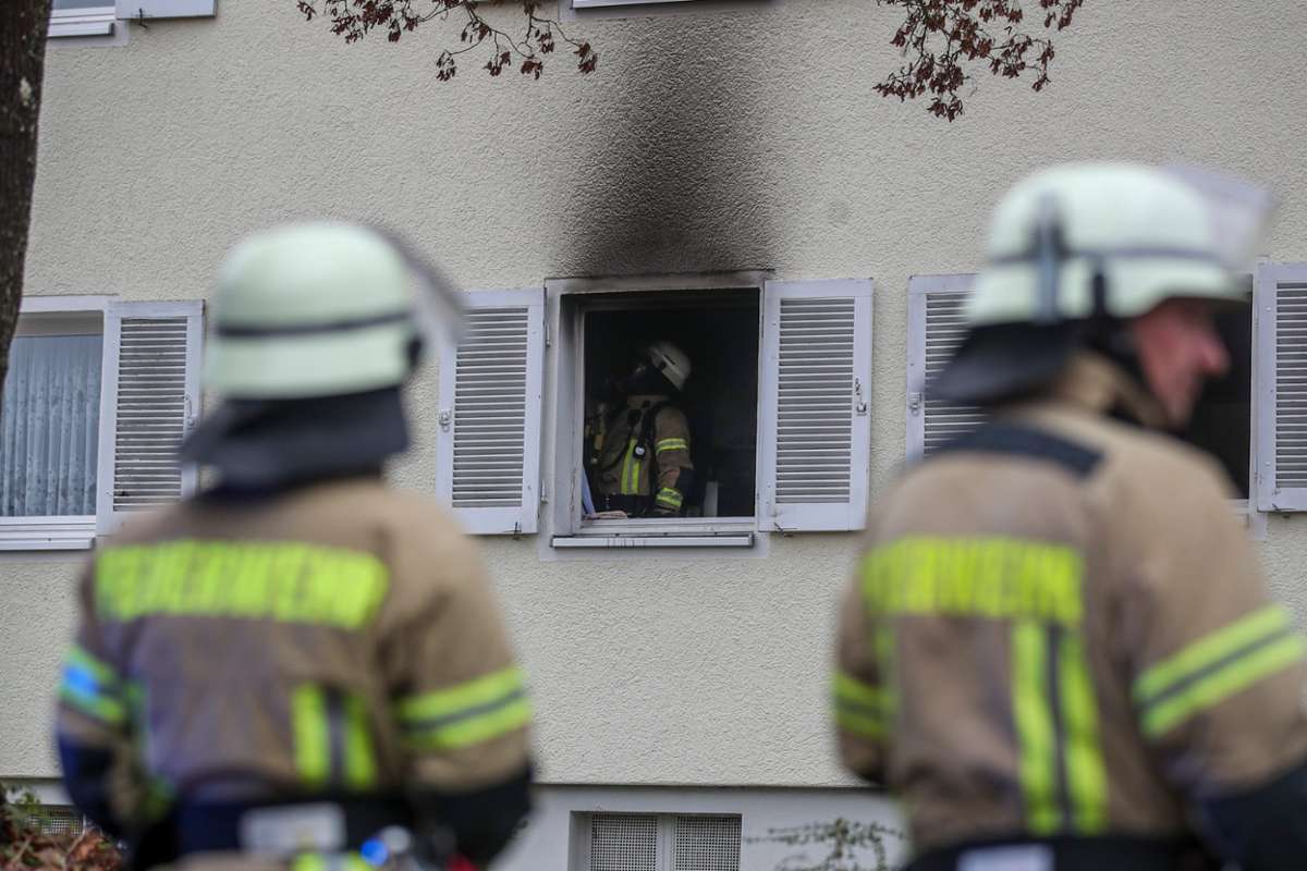 Küche in Flammen: Frau bei Brand in Schwenningen verletzt