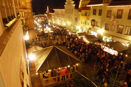 Wehmütiger Blick zurück: Der Weihnachtsmarkt in Rottweil muss dieses Jahr ausfallen. GHV und Stadt wollen dennoch für ein stimmungsvolles Erlebnis sorgen. (Archivbild) Foto: Otto