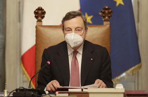 Italiens Regierungschef Mario Draghi agiert in der Coronakrise kompromisslos. Foto: dpa/Andrew Medichini