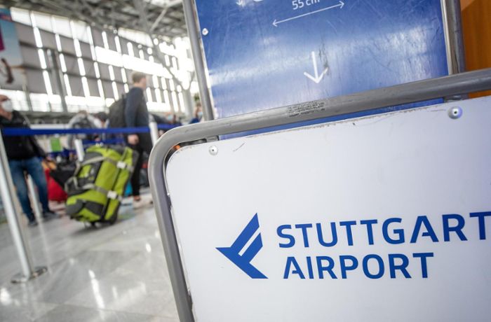 In den Weihnachtsferien: Wartezeiten, Check-in: So heben Urlauber vom Flughafen Stuttgart ab