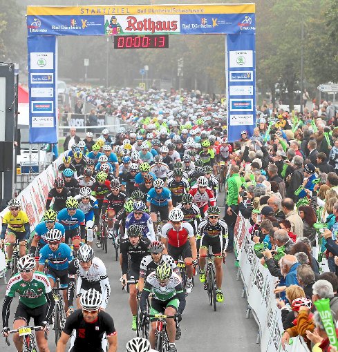 Über 2000 Starter werden sich in Bad Dürrheim auf den Weg über die drei Etappen beim RiderMan machen. Foto: Müller Foto: Schwarzwälder-Bote
