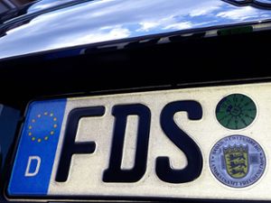 FDS - steht das Kennzeichen etwa für schlechten Fahrstil?  Foto: Schwenk