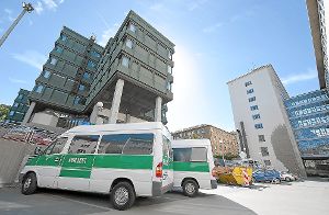 Am Landgericht Stuttgart wird gegen eine Bande verhandelt, die im großen Stil Gitterboxen gestohlen hat.  Foto: Anspach