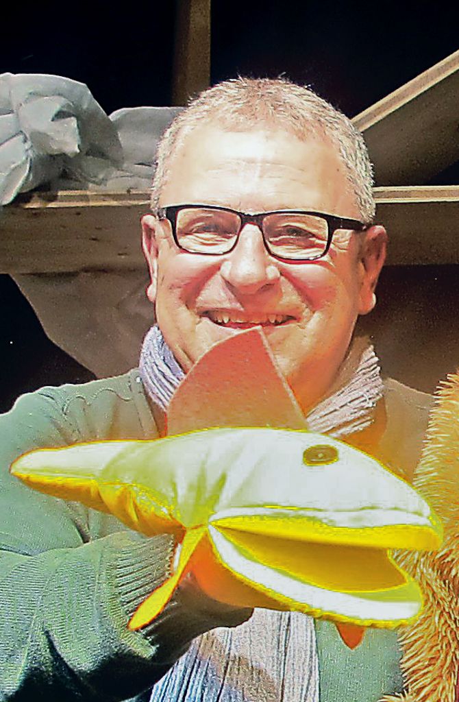 Henry Greif mit seinem Goldfisch Foto: Janz