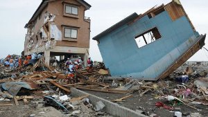 Tsunami-Warnung nach Erdbeben in Japan