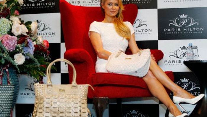 Paris Hilton macht jetzt in Taschen