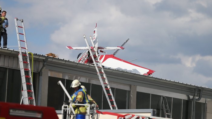 Pilot stirbt bei Flugzeugabsturz in Schwenningen