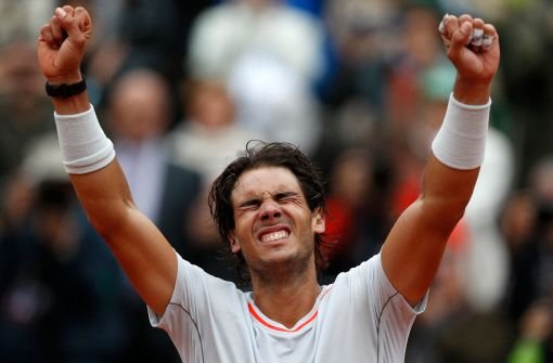 Die French Open bleiben die Domäne von Rafael Nadal (Foto), schon zum achten Mal siegte der Spanier und stellte einen Rekord auf. Erst zum zweiten Mal gewann Serena Williams, dafür aber nach langer Wartezeit. Zwei deutsche Junioren verpassten einen Titel.  Foto: AP/dpa