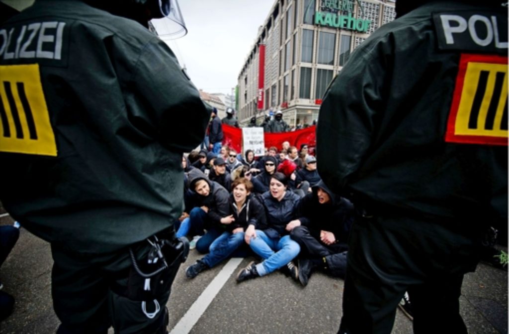 Demonstration, Polizei-Großeinsatz, langer Einkaufssamstag – das passt nicht zusammen, klagen die Händler Foto: Max Kovalenko