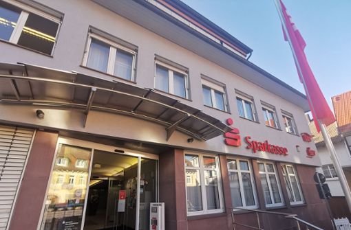 Die Ettenheimer Filiale der Sparkasse Offenburg/Ortenau soll  von der  Innenstadt in das Gewerbegebiet Radackern umziehen. Foto: Decoux