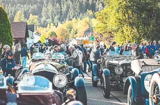 Über 120 Oldtimer machen jedes Jahr bei Baiersbronn Classic mit – 2023 fällt die Veranstaltung aus. (Archivfoto) Foto: Christoph Schöch