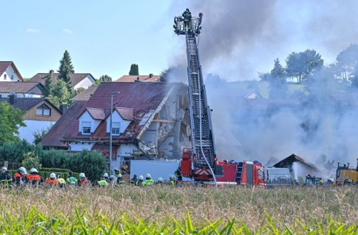Wohnhaus-Explosion in Rohrbach an der Ilm Foto: dpa/Armin Weigel