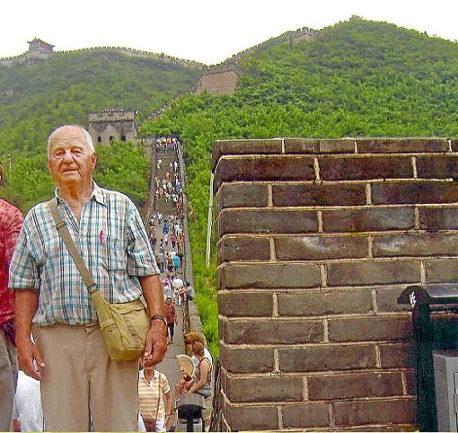 Ewald Köpfer schaute sich die chinesische Mauer an. Fotos: Köpfer Foto: Schwarzwälder-Bote