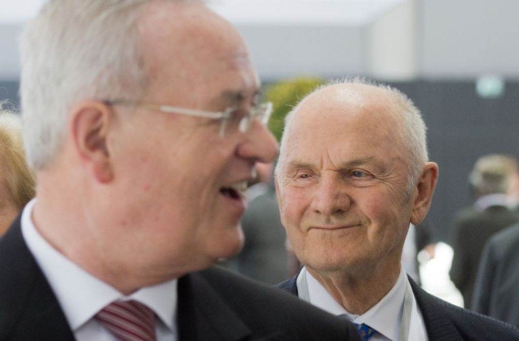 Der Vorstandsvorsitzende der Volkswagen AG und Martin Winterkorn (l) und der Aufsichtsratsvorsitzende der Volkswagen AG, Ferdinand Piech. Foto: dpa