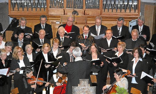 Einen Kantatengottesdienst gestaltete der Chor der Martinskirche in Dornstetten. Foto: Eberhardt Foto: Schwarzwälder-Bote