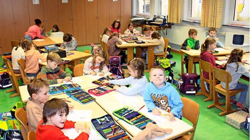 Die Zahl der Grundschüler wird in Egenhausen laut Prognose auf rund 130 steigen. Bereits jetzt besuchen 28 Kinder die erste Klasse (Bild). Foto: Manfred Köncke