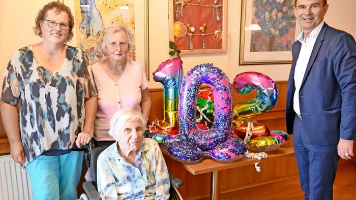 Pauline Walliser feiert 102. Geburtstag