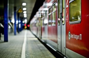 Damit die  S-Bahn im Jahr  2019 bis nach Neuhausen fährt, will die  Region einzelne Planungsschritte parallel vorantreiben. Foto: Leif Piechowski