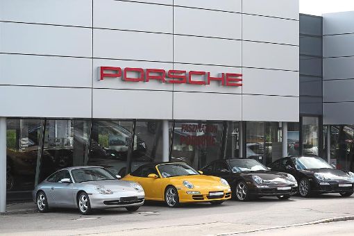Das Porsche-Zentrum Schwarzwald-Baar an der Villinger Goldenbühlstraße - seit Mittwoch ist Claus Müller hier nicht mehr Geschäftsführer. Foto: Eich
