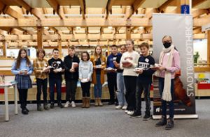 Elf  Schüler treten beim Kreisentscheid des Vorlesewettbewerbes des Deutschen Buchhandels in Schwenningen an. Foto: Heinig
