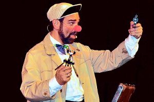 Bei der Benefiz-Comedy-Night in Schömberg ist auch der Moderator, Clown und Pantomime Jörg Trippe zu sehen.  Foto: Veranstalter Foto: Schwarzwälder-Bote